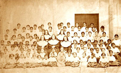 Soeurs et orphelins, Belén, après 1865
