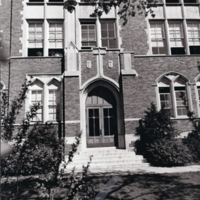 Notre Dame High School - Hamilton, Entrance