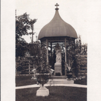 Franklin Street Convent - Dayton, Garden Statue of Mary and Child