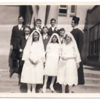 c1920SolemnCommunion.jpg