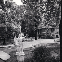 Rich Street Courtyard Statue