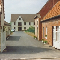 Julie&#039;s Family Home Entrance